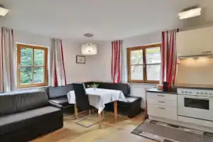 Gorgeous Apartment in St Johann Tyrol With Private Terrace, Санкт-Йохан (Тироль)