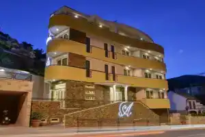 Hotel «Atina», Будва