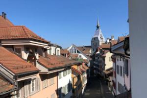 Casa Koraal - Old Town Zug, Цуг