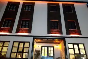 Süvari Hotel, Аксарай