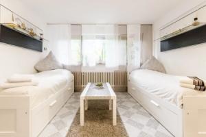 Apartments Neuss, Нойс