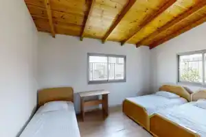 Cozy Wood Apartment With Great View to Nazareth, Назарет