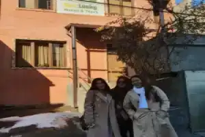 Bee Lucky Hostel and Tours, Ереван