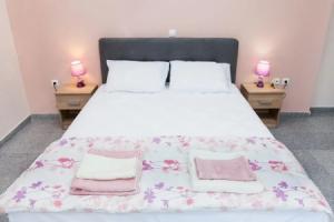 Bright and Relax Studio A in Porto Rafti, Порто-Рафти