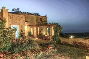 House With 2 Bedrooms in Rethymno, With Wonderful sea View, Private Po, Аделианос-Кампос