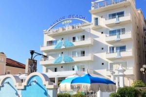 Luxor Cattolica Beach Hotel, Каттолика