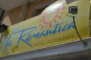 Hotel «Eva La Romantica», Монелья