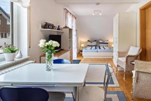 Ferienwohnung Ingrid Heyes, Радольфцелль
