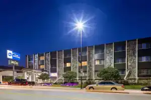 Отель «Best Western Plus West», Милуоки