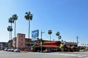 Отель «Rodeway Inn Los Angeles Convention Center», Лос-Анджелес