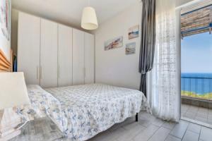 Bel Horizonte three-room apartment a few steps away to the town center-Casa Paba, Каполивери