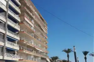Appartment front of the beach Playa del Cura, Торревьеха