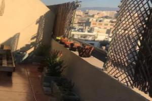 Appart 60 m2 séjour sur terrasse sud et 2 chambres gare Saint-Charles, Марсель