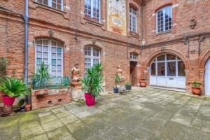Charming and luxury flat in St-Cyprien district in Toulouse - Welkeys, Тулуза