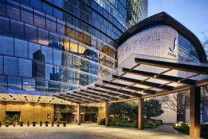 J Hotel, Shanghai Tower, Шанхай