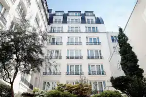 Отель «Rochester Champs Elysees», Париж