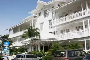 Piergiorgio Palace Hotel, Сосуа