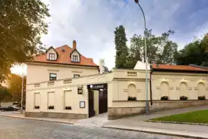 Hotel «Schwaiger», Прага