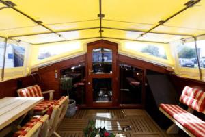 BlackPearl Boat&Breakfast, Тернеузен