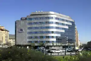 Aparthotel Campus, Овьедо