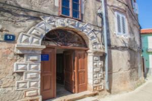 Apartment Laki, Црес