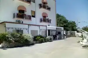 La Scogliera Mare & Relax, Роди-Гарганико