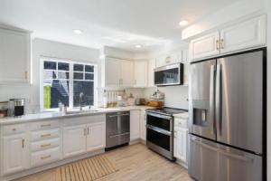 Alki Beach Dream Location Has It All, Сиэтл