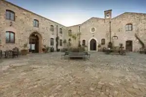 Relais Abbazia Santa Anastasia Resort & Winery, Кастельбуоно