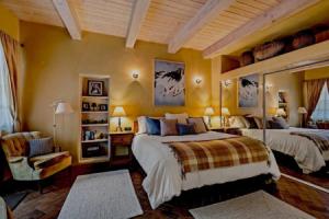 Antonia - Stylish Retreat, Blocks From Galleries and Restaurants of Canyon Rd. and The Plaza, Санта-Фе
