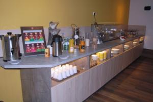 XZLLENZ light Hotel, Оберасбах