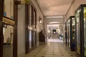 Hotel «De Guise Nancy Vieille Ville», Нанси