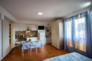 Piccolo Sole D'oro - Appartamenti, Калатафими