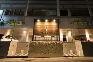 Hotel «Precia», Наха