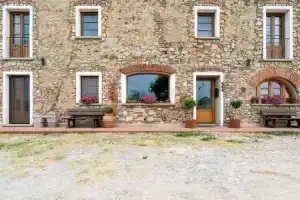 Awesome Home in Monsummano Terme With Wifi and 4 Bedrooms, Монсуммано