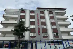 Pir apart otel, Трабзон