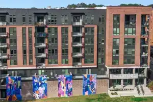 Landing Apartments Durham, Дарем