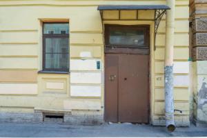 Метры в центре на улице Достоевского 30