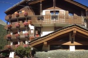 Hotel Vallée De Cogne, Конье