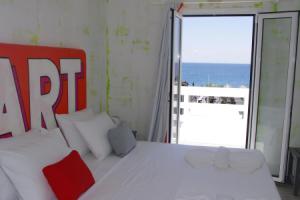 Beach Boutique Hotel, Камари