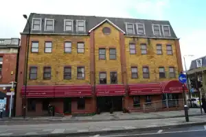 Epsilon Hotel, Лондон