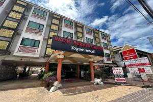 Wangburapa Grand Hotel, Чианг Май