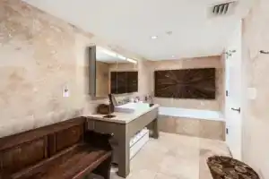 5 Star Condo Hotel #246397 1 Bedroom 1 Bathroom Hotel Room, Майами Бич