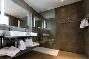 Отель «Hôtel Version Maquis Santa Manza», Бонифачо