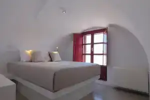 Мини-отель «Aplada Suites», Ия