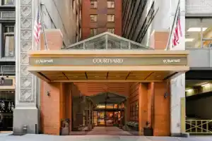 Отель «Courtyard New York Manhattan/Times Square», Нью-Йорк