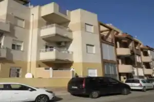 Apartment with 2 Bedrooms in Torrevieja, with Pool Access, Terrace And Wifi - 1 Km From the Beach, Торревьеха