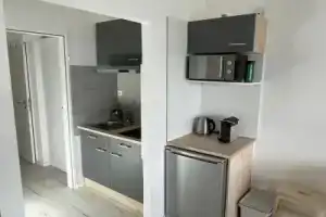Apartment Rhein - Central - Balcony - Tradefair, Дюссельдорф