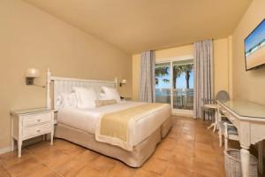 Hotel «Fuerte Conil-Resort», Конил-Де-Ла-Фронтера