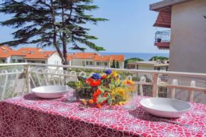 H11 TERRAZZO AL MARE - Riva Ligure - Parcheggio, Арма-ди-Таджа