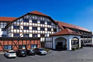 Lindner Hotel Eifeldorf Grüne Hölle Nürburgring, Нюрбург